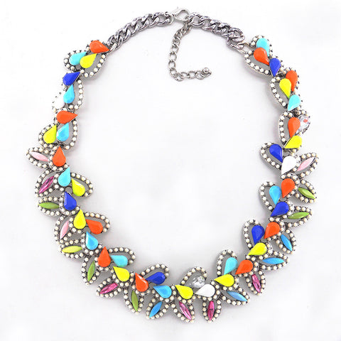 S Retro Leaf Necklace