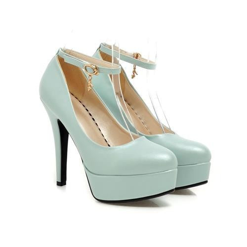 Cole Sleek Pumps