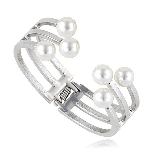 Pearl Layer Bracelet